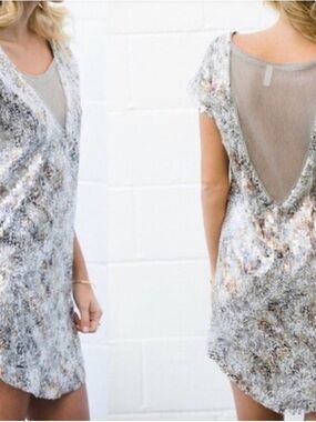 XS FREE PEOPLE MIDNIGHT DREAMER SHATTERED GLASS MINI